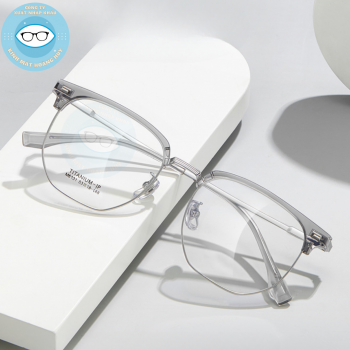 Gọng nhựa càng kính titanium mã 6131m